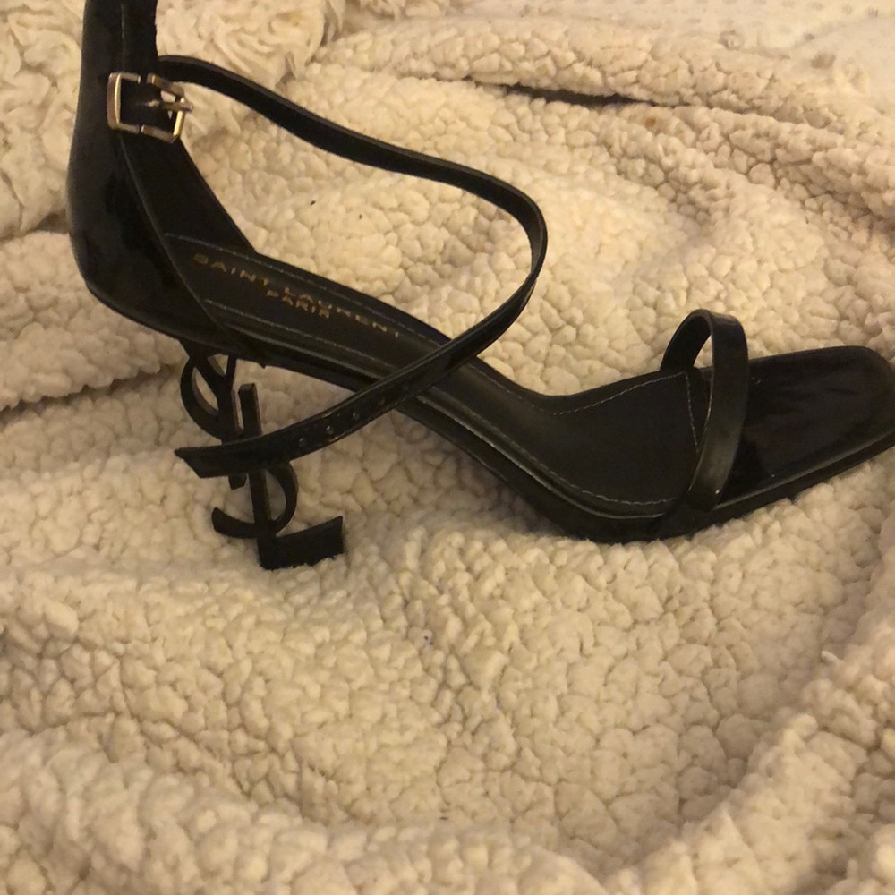 Saint Laurent Paris